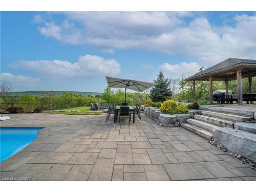 5622 Appleby Line, Burlington, ON - Outdoor With In Ground Pool