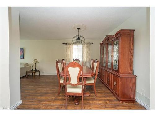 70 Aylmer Crescent, Stoney Creek, ON - Indoor Photo Showing Dining Room