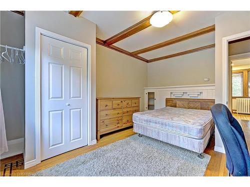 34 South Oval, Hamilton, ON - Indoor Photo Showing Bedroom