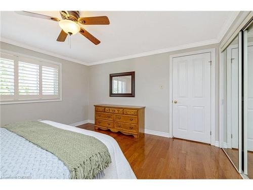 839 Merritt Drive, Milton, ON - Indoor Photo Showing Bedroom