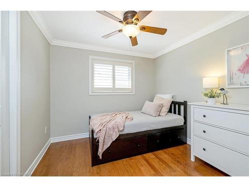 839 Merritt Drive, Milton, ON - Indoor Photo Showing Bedroom