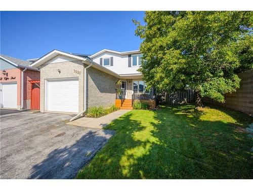 3521 Toffee Street, Burlington, ON - Outdoor