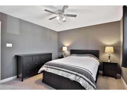 3521 Toffee Street, Burlington, ON - Indoor Photo Showing Bedroom