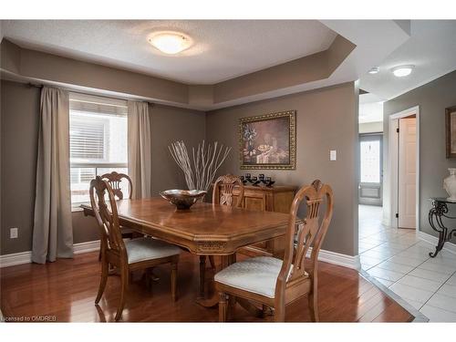53 National Crescent, Brampton, ON - Indoor Photo Showing Dining Room