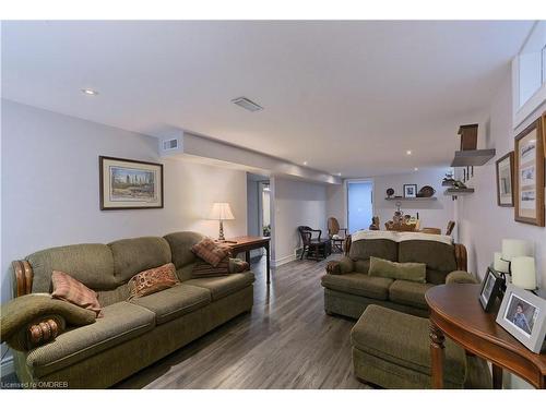 323 Grand Ridge Drive, Cambridge, ON - Indoor Photo Showing Living Room