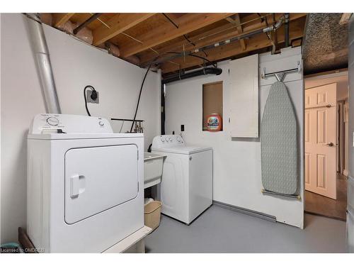 323 Grand Ridge Drive, Cambridge, ON - Indoor Photo Showing Laundry Room