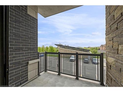 208-33 Whitmer Street, Milton, ON - Outdoor With Balcony With Exterior