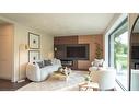 5411 Murray Crescent, Burlington, ON  - Indoor Photo Showing Living Room 