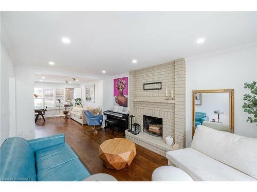 1419 Headon Road, Burlington, ON - Indoor Photo Showing Living Room With Fireplace