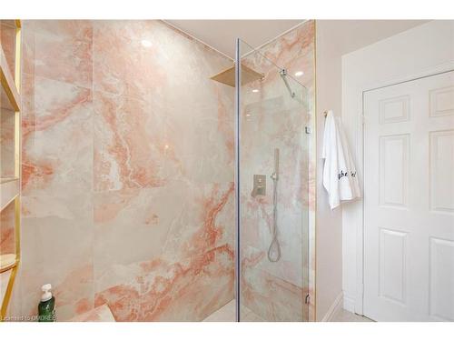 1419 Headon Road, Burlington, ON - Indoor Photo Showing Bathroom