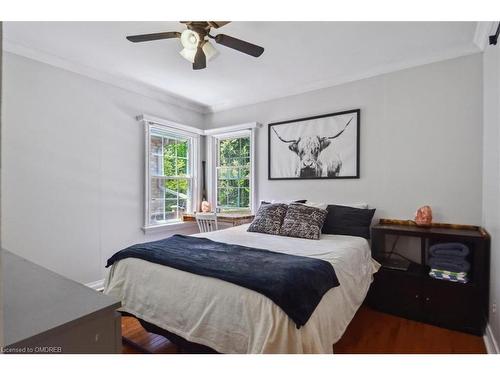 65 Mineola Road E, Mississauga, ON - Indoor Photo Showing Bedroom