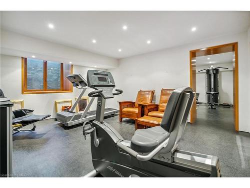 1 Banfield Street, Paris, ON - Indoor Photo Showing Gym Room