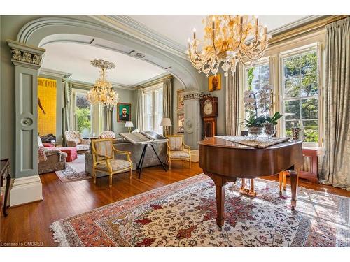 1 Banfield Street, Paris, ON - Indoor Photo Showing Dining Room