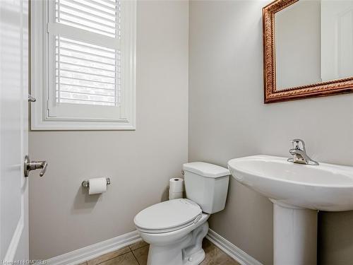 367 Emmett Landing, Milton, ON - Indoor Photo Showing Bathroom