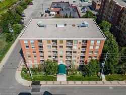 506-32 Tannery Street  Streetsville, ON L5M 6T6