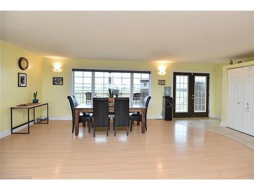 174 Painter Road, Onondaga, ON - Indoor Photo Showing Other Room