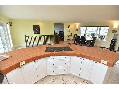 174 Painter Road, Onondaga, ON - Indoor