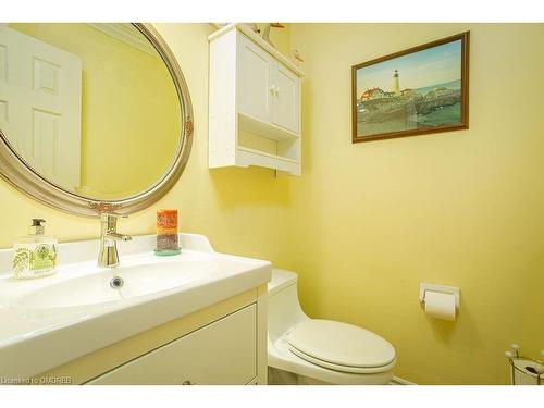 1531 Stancombe Crescent, Mississauga, ON - Indoor Photo Showing Bathroom