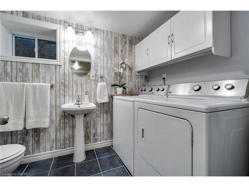631 Montego Crescent, Burlington, ON - Indoor Photo Showing Laundry Room