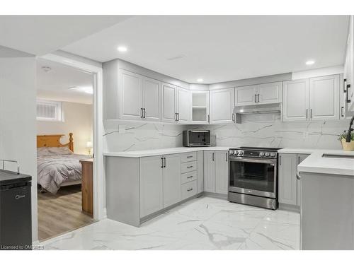 1291 Princeton Crescent, Burlington, ON - Indoor Photo Showing Kitchen