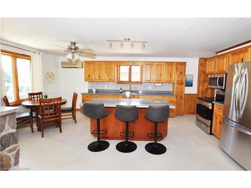 3 Howey Avenue, Long Point, ON - Indoor Photo Showing Kitchen