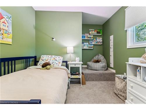 2461 Bridge Road, Oakville, ON - Indoor Photo Showing Bedroom