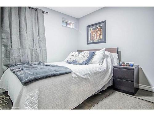 705 Ambroise Crescent, Milton, ON - Indoor Photo Showing Bedroom