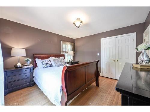 179 Townsend Avenue, Burlington, ON - Indoor Photo Showing Bedroom