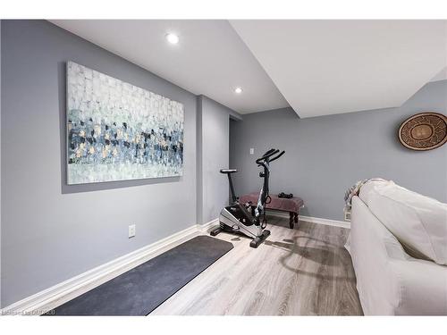 179 Townsend Avenue, Burlington, ON - Indoor Photo Showing Gym Room