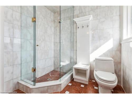 1832 Mallwood Court, Mississauga, ON - Indoor Photo Showing Bathroom