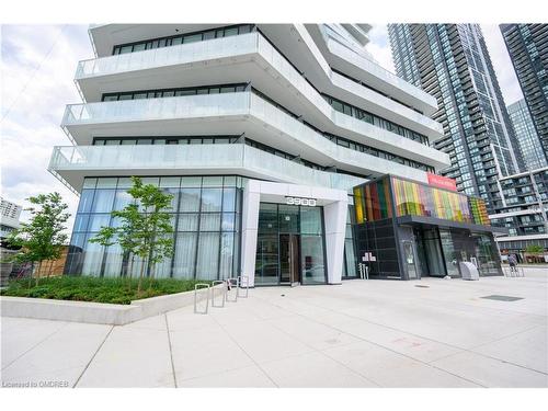 4306-3900 Confederation Parkway, Mississauga, ON - Outdoor With Balcony