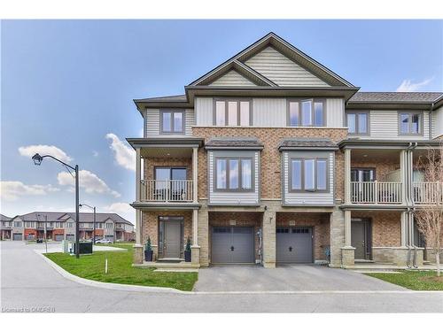 172-77 Diana Avenue, Brantford, ON - Outdoor With Balcony With Facade