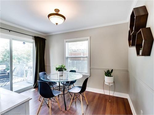 389 East 38Th Street, Hamilton, ON - Indoor Photo Showing Dining Room