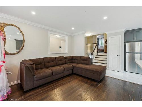 169 Ravenbury Drive, Hamilton, ON - Indoor Photo Showing Living Room
