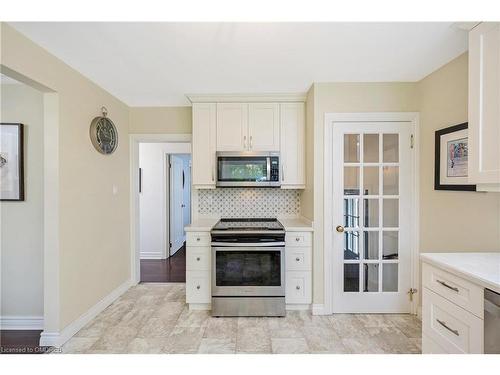 25 Caroline Street, Georgetown, ON - Indoor Photo Showing Kitchen