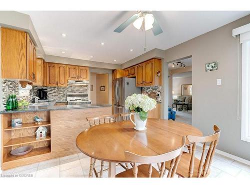 280 Mississaga Street, Oakville, ON - Indoor Photo Showing Dining Room