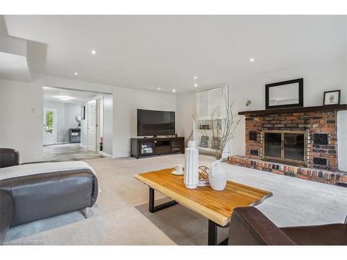 222 Alscot Crescent, Oakville, ON - Indoor Photo Showing Living Room With Fireplace