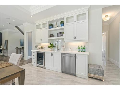 161 Perryman Court, Erin, ON - Indoor Photo Showing Kitchen