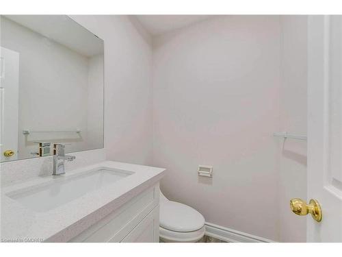 5368 Heritage Hills Boulevard, Mississauga, ON - Indoor Photo Showing Bathroom