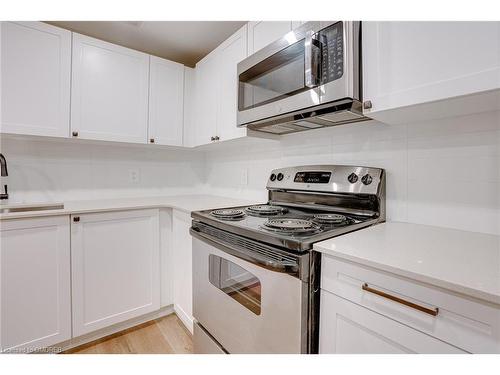 A-201-1083 Main Street E, Hamilton, ON - Indoor Photo Showing Kitchen