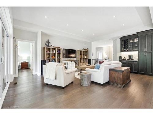 58 Lorne Card Drive, Paris, ON - Indoor Photo Showing Living Room