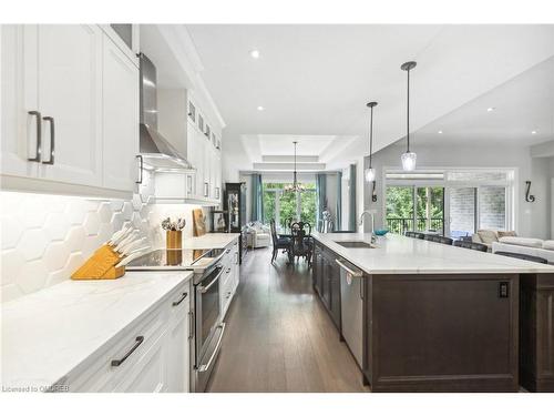 58 Lorne Card Drive, Paris, ON - Indoor Photo Showing Kitchen With Upgraded Kitchen