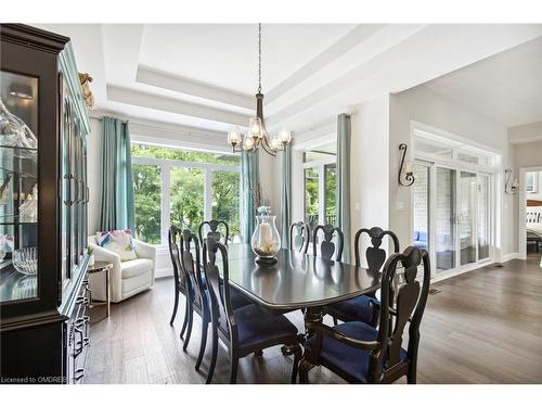 58 Lorne Card Drive, Paris, ON - Indoor Photo Showing Dining Room