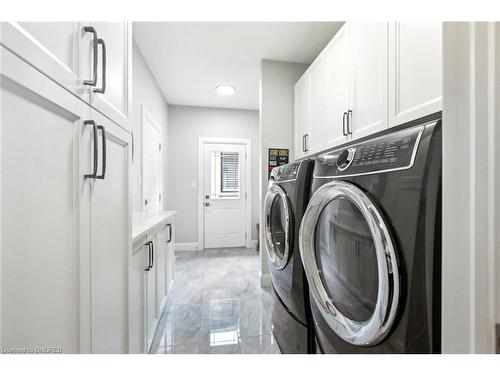 58 Lorne Card Drive, Paris, ON - Indoor Photo Showing Laundry Room