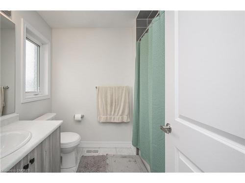 37 Cottonwood Crescent, Welland, ON - Indoor Photo Showing Bathroom