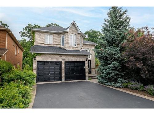 2150 Deer Park Road, Oakville, ON - Outdoor