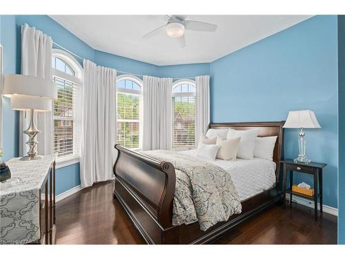89 Foxtail Court, Georgetown, ON - Indoor Photo Showing Bedroom