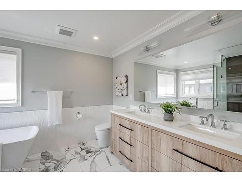 2245 Millstone Drive, Oakville, ON - Indoor Photo Showing Bathroom