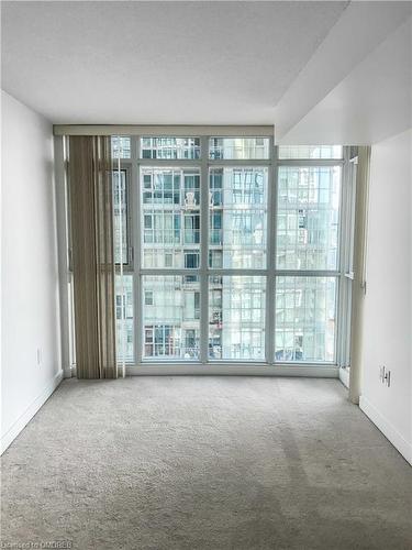 2805-21 Iceboat Terrace, Toronto, ON - Indoor Photo Showing Other Room
