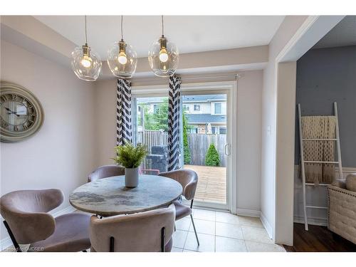 2574 Valleyridge Drive, Oakville, ON - Indoor Photo Showing Dining Room